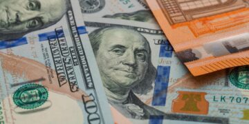 6 países com os maiores salários mínimos do mundo em 2025