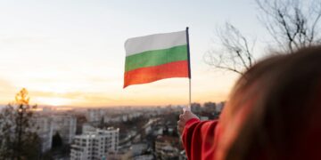 Empregos em alta e mais bem pagos para estrangeiros na Hungria