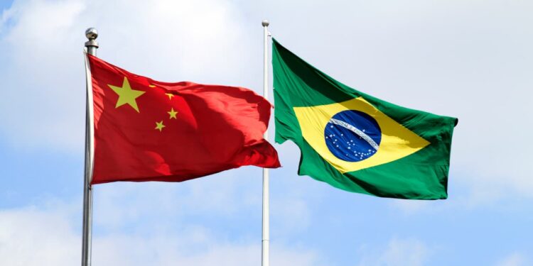 Brasil e China — Edição: Empregos no Exterior
